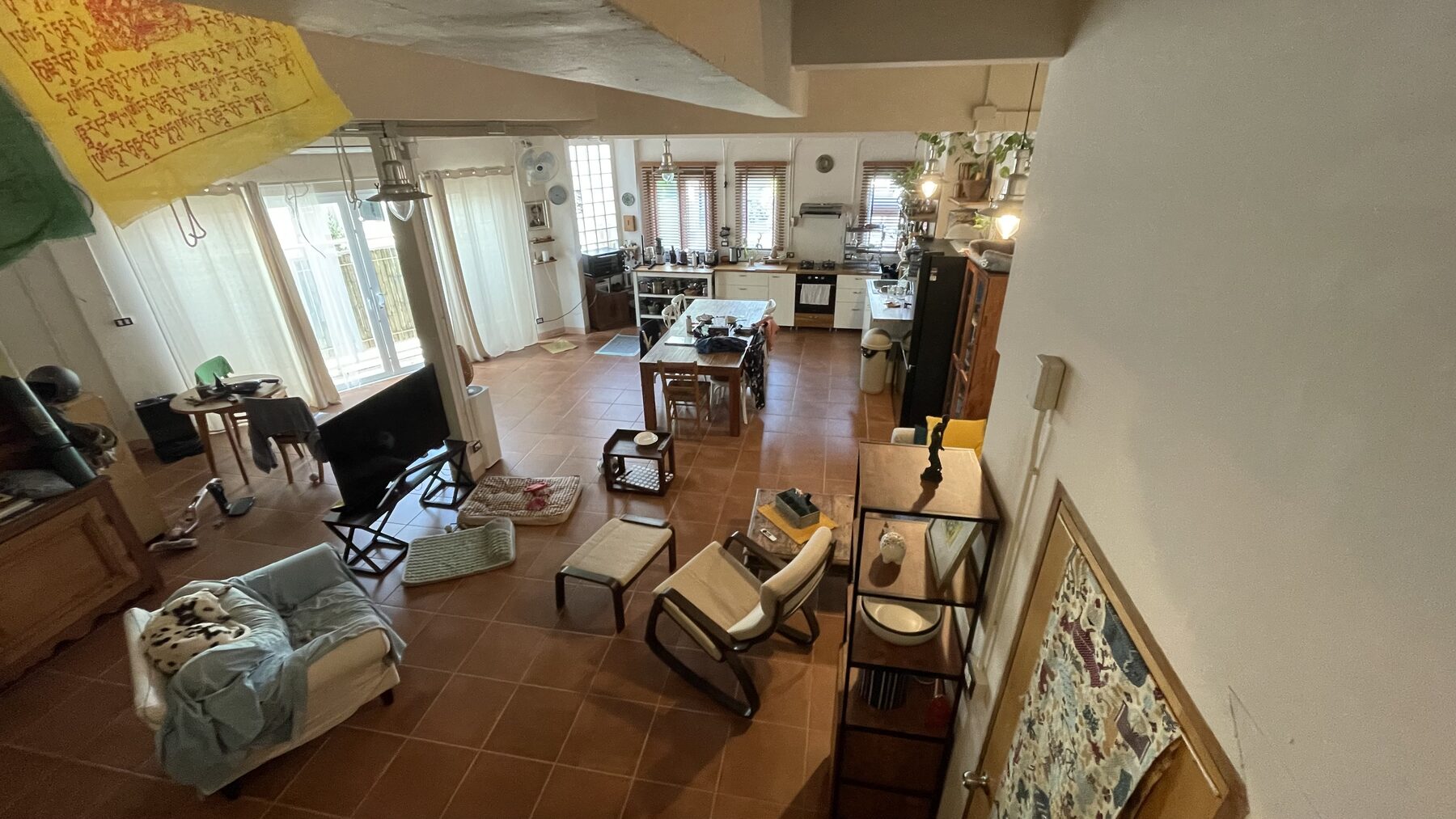 Main floor lived-in